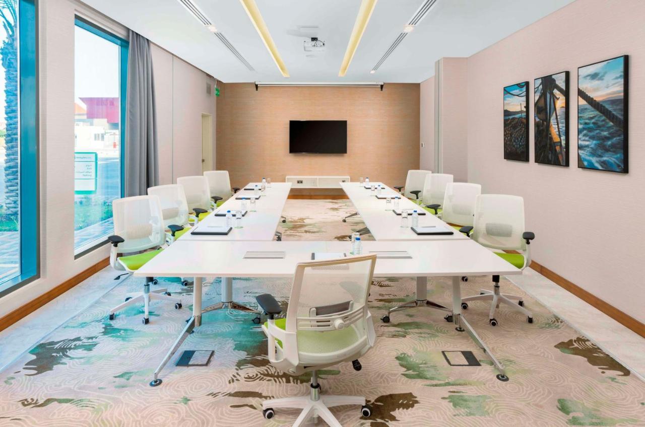 Holiday Inn & Suites Al Jubail By Ihg Al Fanatir Esterno foto