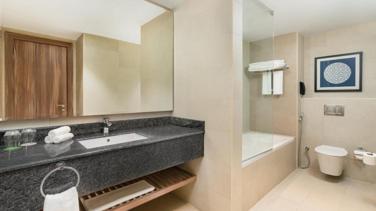 Holiday Inn & Suites Al Jubail By Ihg Al Fanatir Esterno foto