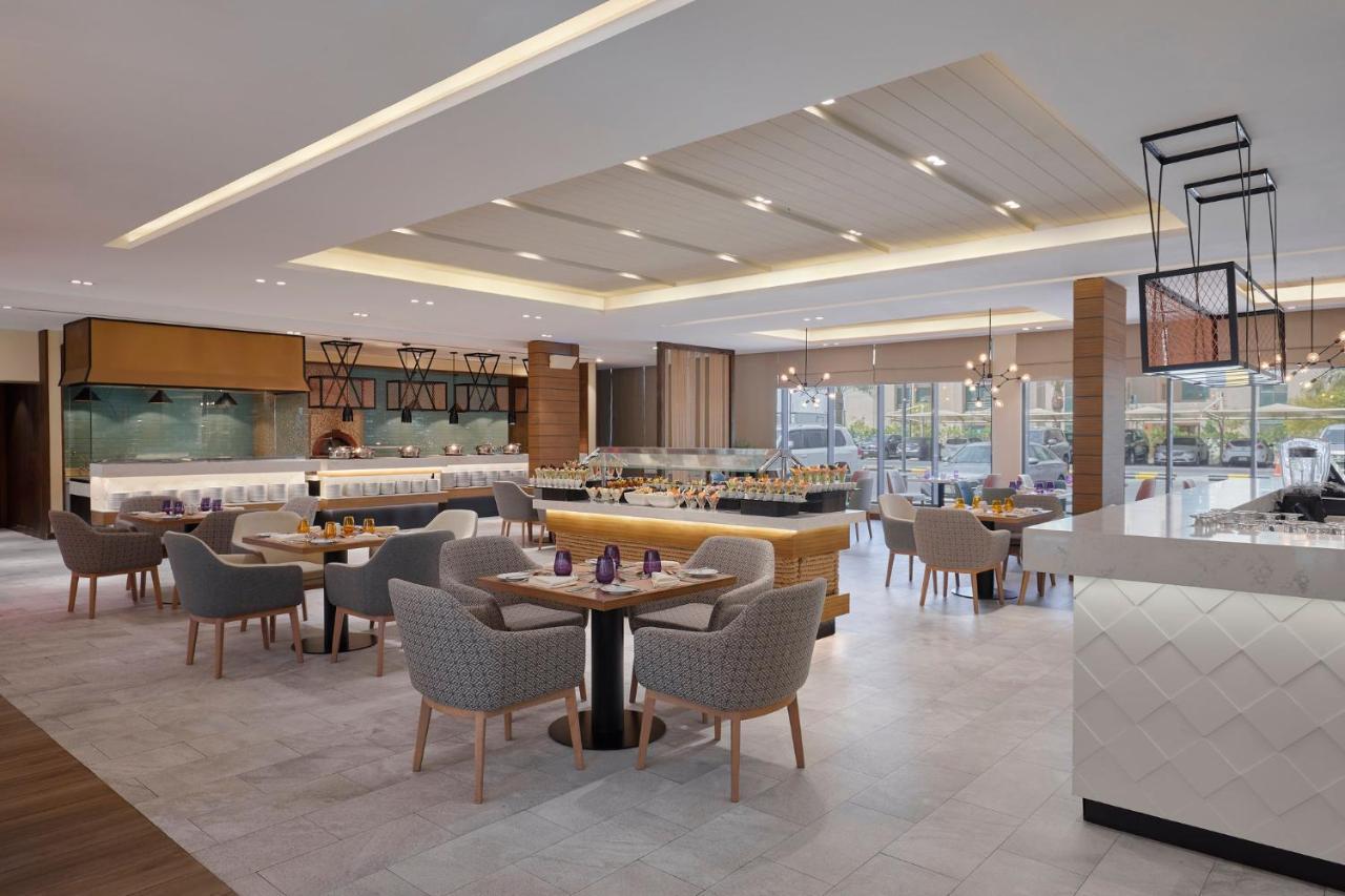 Holiday Inn & Suites Al Jubail By Ihg Al Fanatir Esterno foto