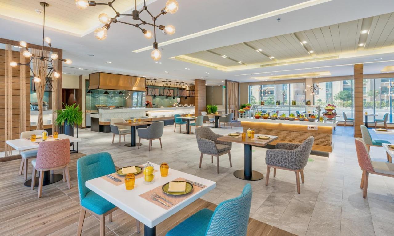 Holiday Inn & Suites Al Jubail By Ihg Al Fanatir Esterno foto